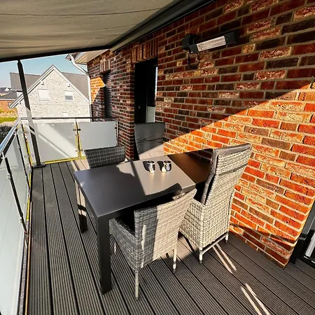 Haus Viking Mit 2 Ferienwohnungen Bjorn 4 Pers Und Floki 6 Pers Mit Duene Und Garten Büsum Extérieur photo